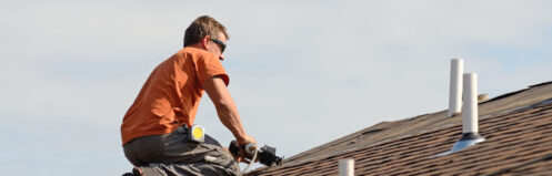 4 REASONS TO HIRE A PROFESSIONAL FOR ROOFING